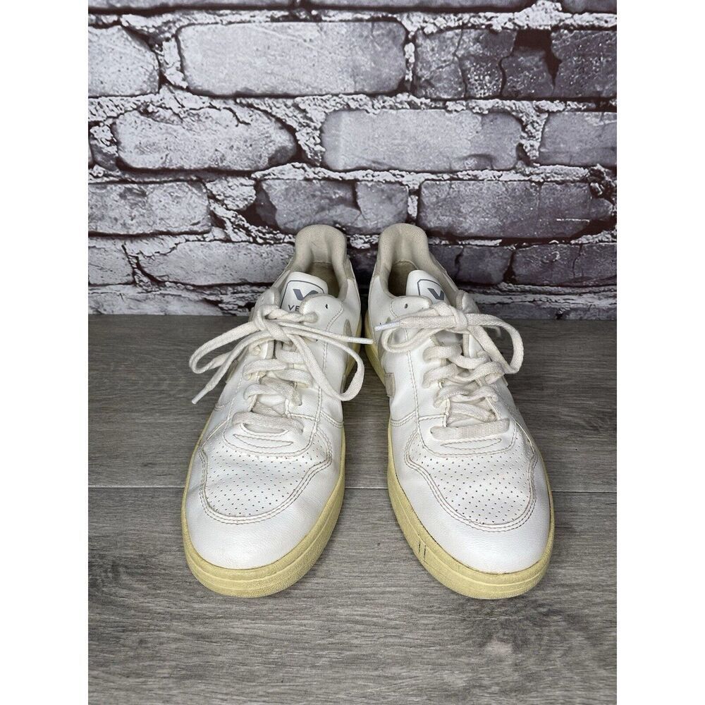 L27 Veja V-12 White Leather Beige Low Top Lace Up Sneakers Women’s Sz 9M US/40EU - Picture 2 of 16
